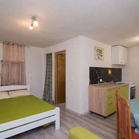 Vendégház By Dinka 3*