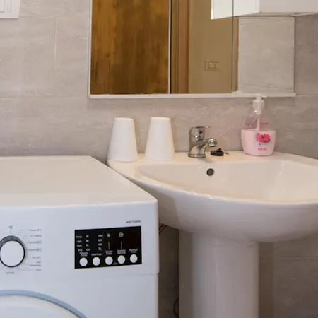 By Dinka Pensión 3*